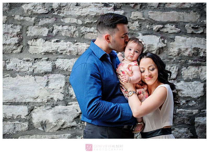 family, baby, portrait, by market, marché by, ottawa, photographer, photographe, genevieve albert