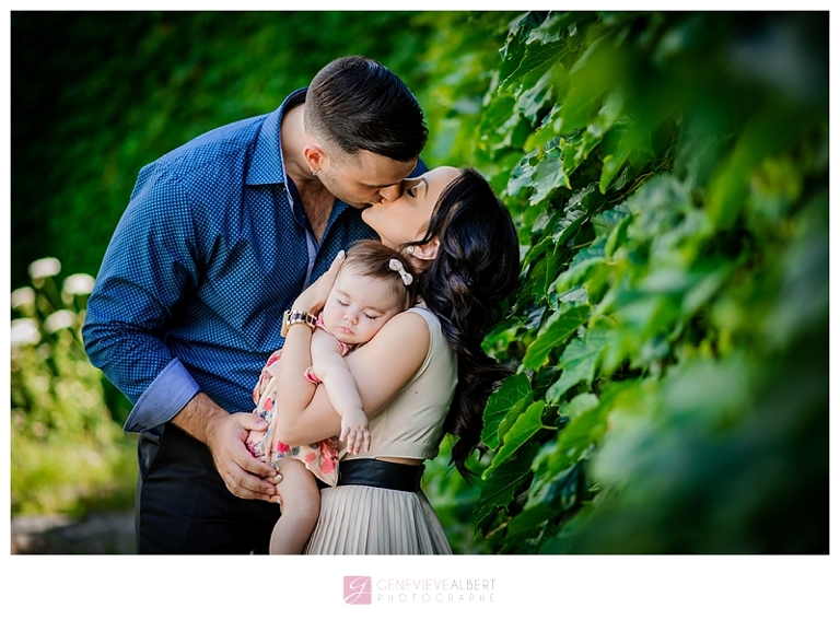 family, baby, portrait, by market, marché by, ottawa, photographer, photographe, genevieve albert