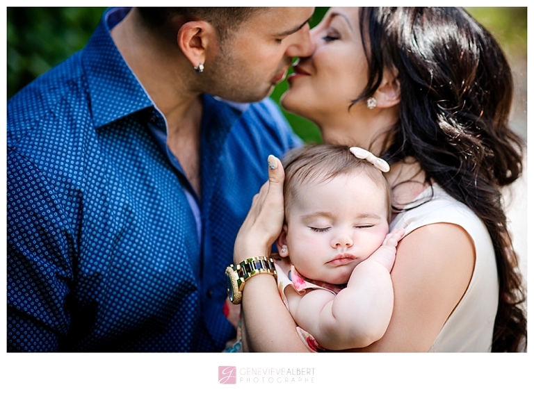 family, baby, portrait, by market, marché by, ottawa, photographer, photographe, genevieve albert