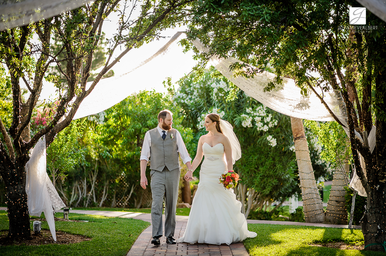 Photographe de mariage a destination, Las Vegas, MGM Grand Las Vegas, Red Rock Canyon, The Grove, wedding, photographer, genevieve albert