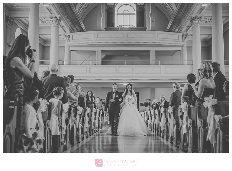  mariage, photographe , outaouais, st-andré-avellin, wedding photographer, genevieve albert, église, salle communautaire, camions, benoit trudeau