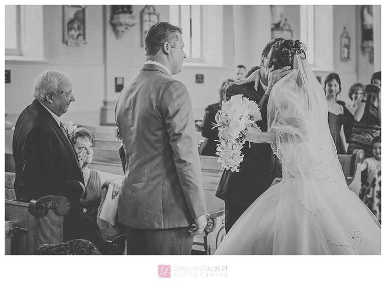  mariage, photographe , outaouais, st-andré-avellin, wedding photographer, genevieve albert, église, salle communautaire, camions, benoit trudeau