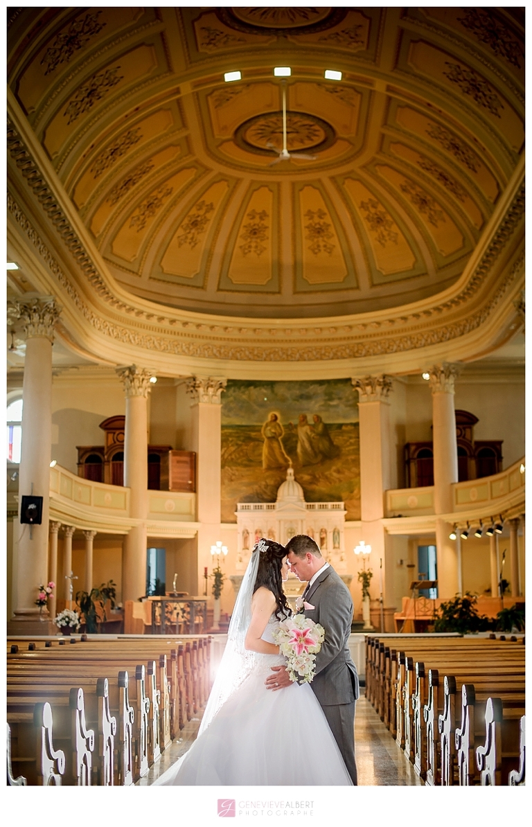 mariage, photographe , outaouais, st-andré-avellin, wedding photographer, genevieve albert, église, salle communautaire, camions, benoit trudeau