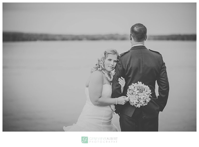 mariage militaire, photographe, military wedding, hawkesbury, chutes à blondeau, gatineau ottawa wedding photographer, genevieve albert, haie d'honneur