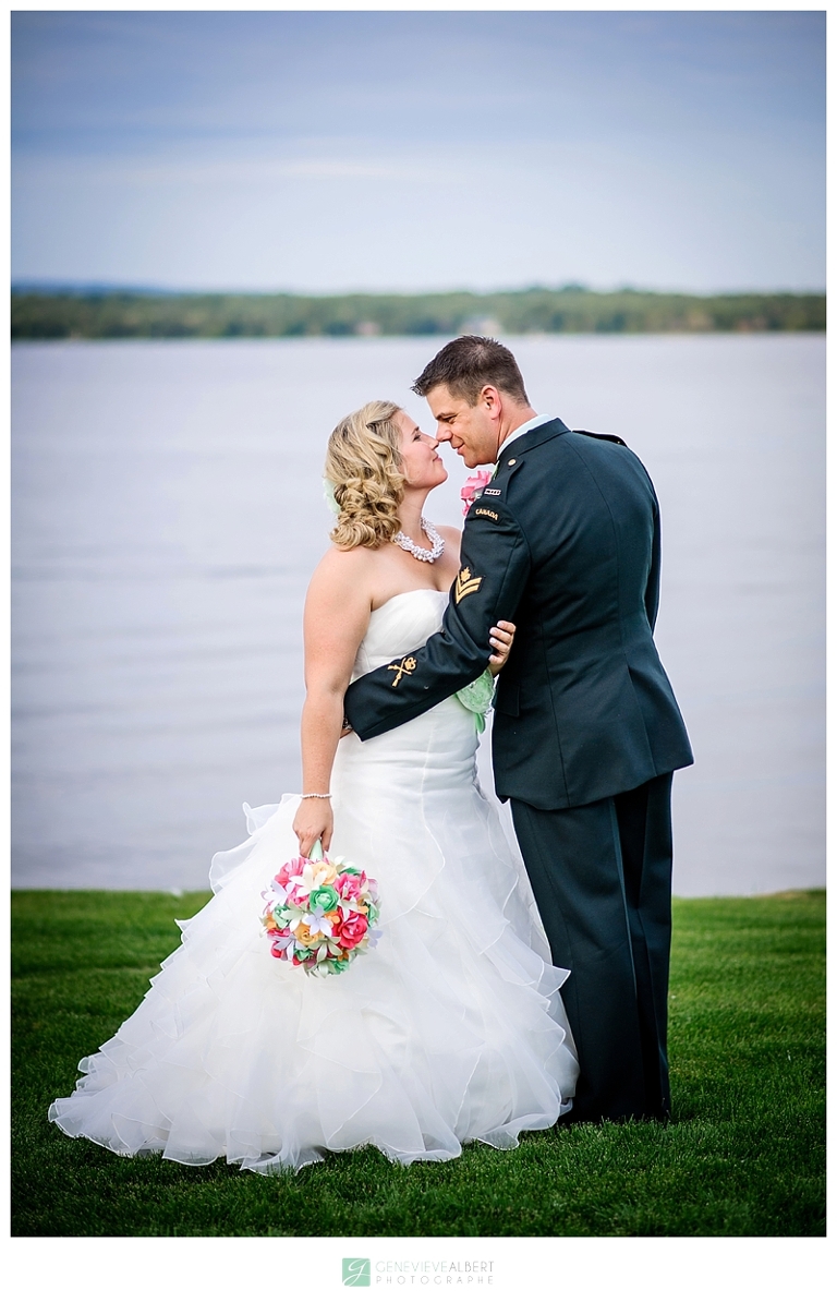 mariage militaire, photographe, military wedding, hawkesbury, chutes à blondeau, gatineau ottawa wedding photographer, genevieve albert, haie d'honneur
