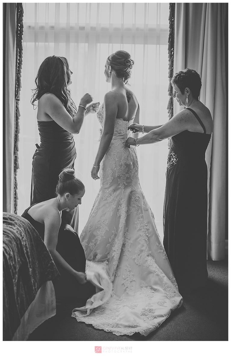 mariage sous la pluie, photographe, mariage rockland, ottawa, wedding photographe, raine day, river rock inn, cat