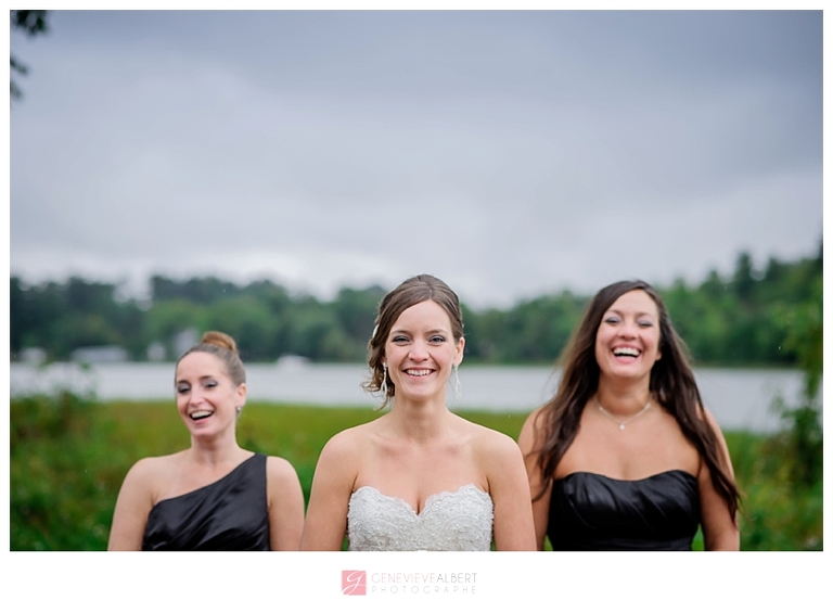 mariage sous la pluie, photographe, mariage rockland, ottawa, wedding photographe, raine day, river rock inn, cat