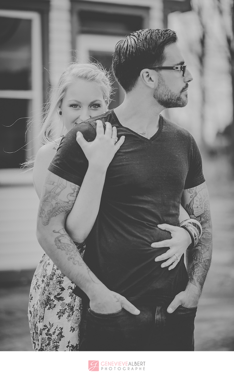 fiancailles, engagement, cumberland heritage village museum, vintage, gas station, barn, old house, ottawa, rockland, photographer, photographe, genevieve albert photographs, train, railroad