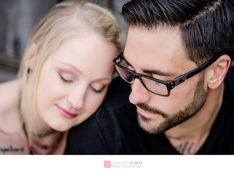 fiancailles, engagement, cumberland heritage village museum, vintage, gas station, barn, old house, ottawa, rockland, photographer, photographe, genevieve albert photographs, train, railroad