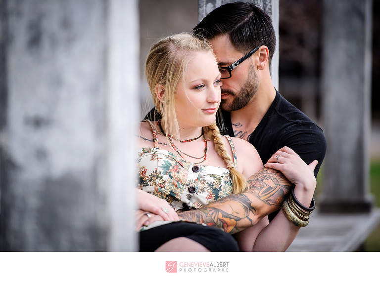 fiancailles, engagement, cumberland heritage village museum, vintage, gas station, barn, old house, ottawa, rockland, photographer, photographe, genevieve albert photographs, train, railroad