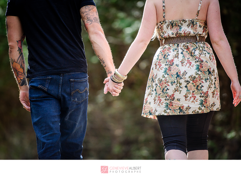 fiancailles, engagement, cumberland heritage village museum, vintage, gas station, barn, old house, ottawa, rockland, photographer, photographe, genevieve albert photographs, train, railroad