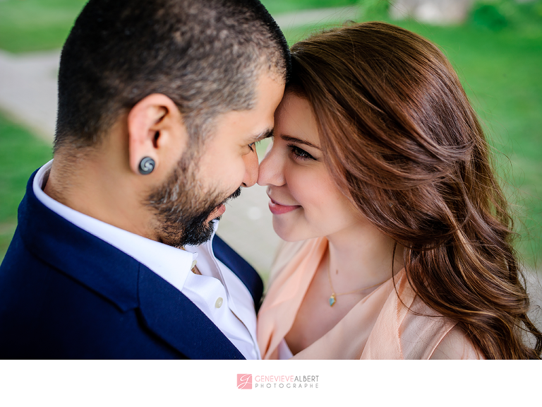 fiancailles, engagement, Central experimental farm, ottawa, ferme expérimentale, rockland, photographer, photographe, genevieve albert photographe. lilac