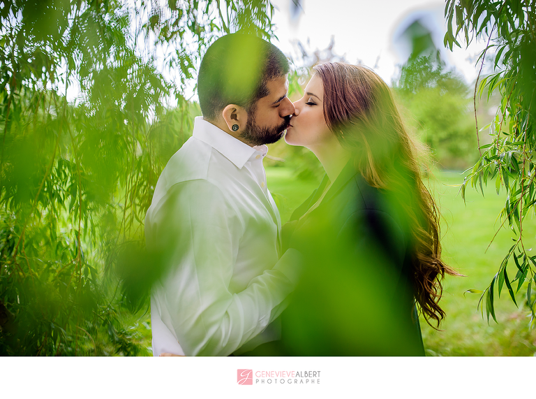 fiancailles, engagement, Central experimental farm, ottawa, ferme expérimentale, rockland, photographer, photographe, genevieve albert photographe. lilac