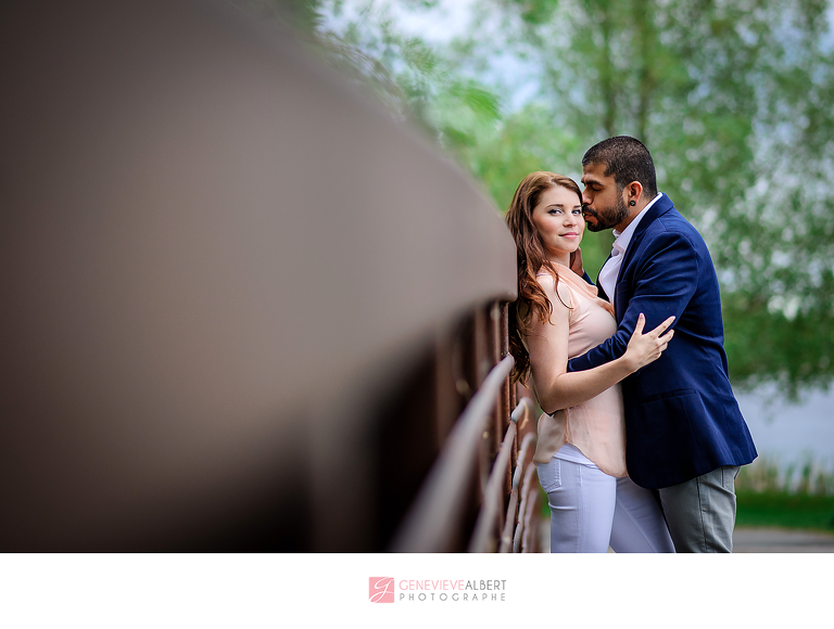 fiancailles, engagement, Central experimental farm, ottawa, ferme expérimentale, rockland, photographer, photographe, genevieve albert photographe. lilac
