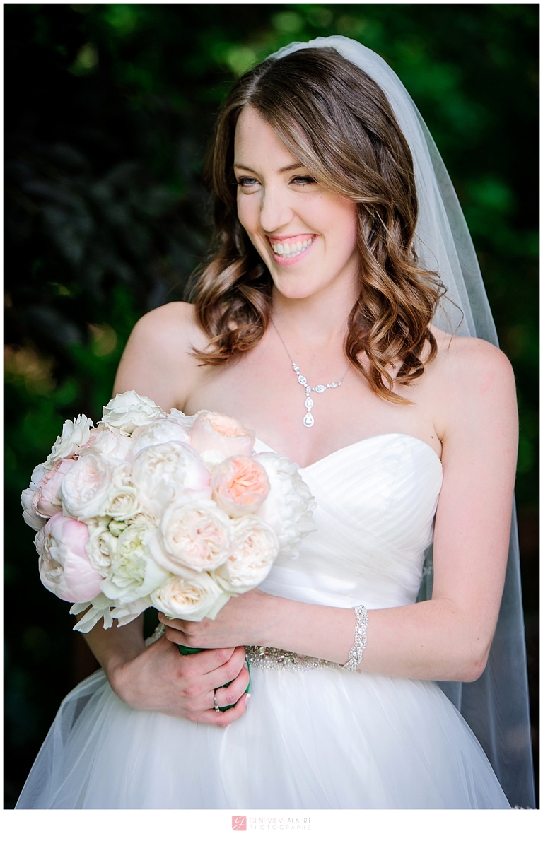 mariage, Le Belvédère, wakefield, photographe mariage, gatineau, ottawa wedding photographer genevieve albert, rockland, parc de la gatineau, rose,