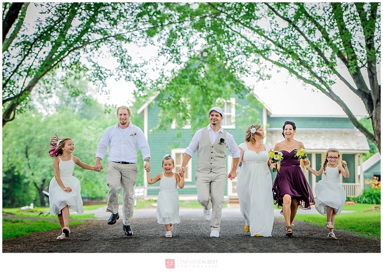 mariage champêtre, garden wedding, musée de cumberland, museum, rustic, rustique, yellow, genevieve albert photographe