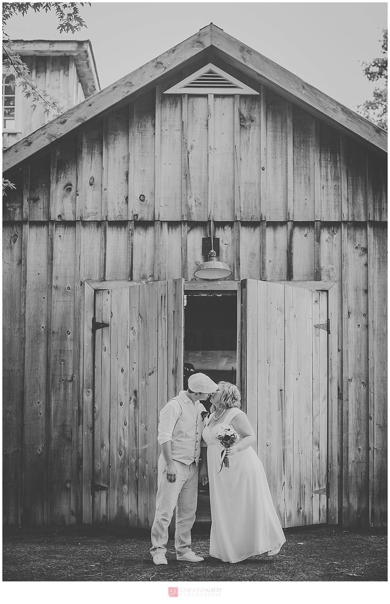 mariage champêtre, garden wedding, musée de cumberland, museum, rustic, rustique, yellow, genevieve albert photographe
