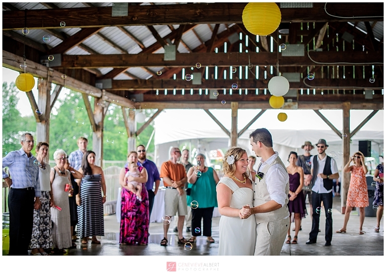 mariage champêtre, garden wedding, musée de cumberland, museum, rustic, rustique, yellow, genevieve albert photographe