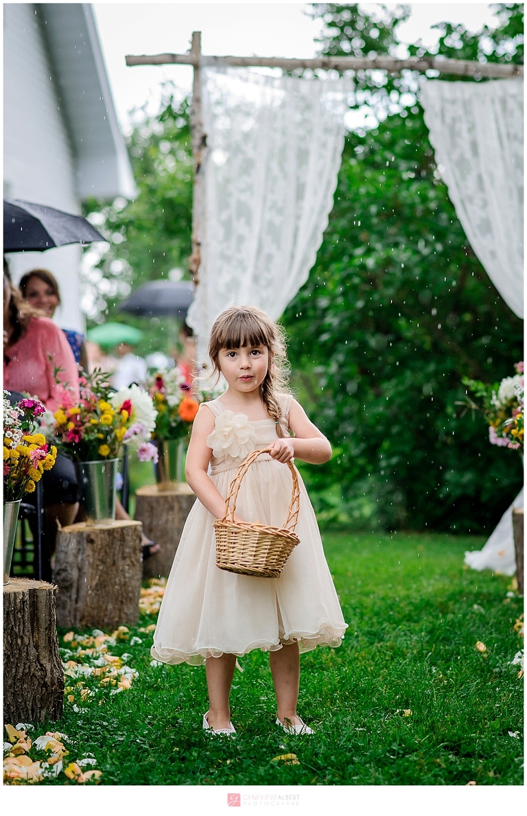 wedding at The Herb Garden, Mariage, House of Barons, photographer, rustic, garden, barn, grange, pinterest, boho, genevieve albert