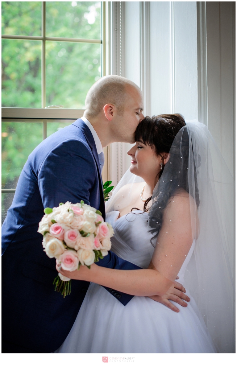 Strathmere, wedding, venue, mariage, pluvieux, rainy, photographer, photographe, genevieve albert, rustic, ottawa