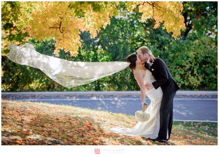 mariage, wedding, musée de l'aviation et de l'espace canada, museum, Star Wars, église st-francois-de-sales, ottawa, photographe, photographe, genevieve albert, rockcliffe park, fall wedding, mariage d'automne