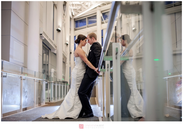 mariage, wedding, musée de l'aviation et de l'espace canada, museum, Star Wars, église st-francois-de-sales, ottawa, photographe, photographe, genevieve albert, rockcliffe park, fall wedding, mariage d'automne