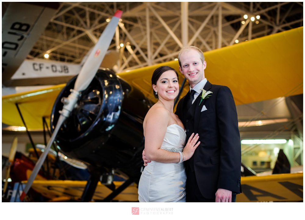 mariage, wedding, musée de l'aviation et de l'espace canada, museum, Star Wars, église st-francois-de-sales, ottawa, photographe, photographe, genevieve albert, rockcliffe park, fall wedding, mariage d'automne