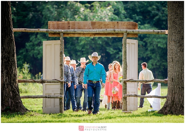 mariage, wedding, sylvan cellars, rome city, indiana, photographer, photographe, cowboy, country, barn wedding, rustic, genevieve albert