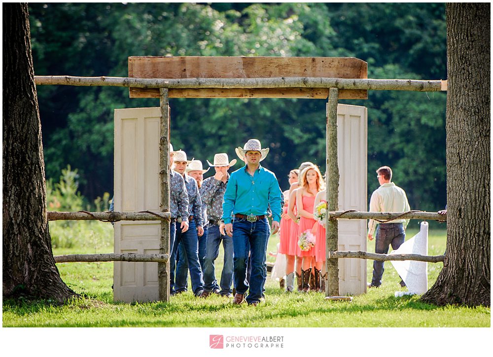 mariage, wedding, sylvan cellars, rome city, indiana, photographer, photographe, cowboy, country, barn wedding, rustic, genevieve albert