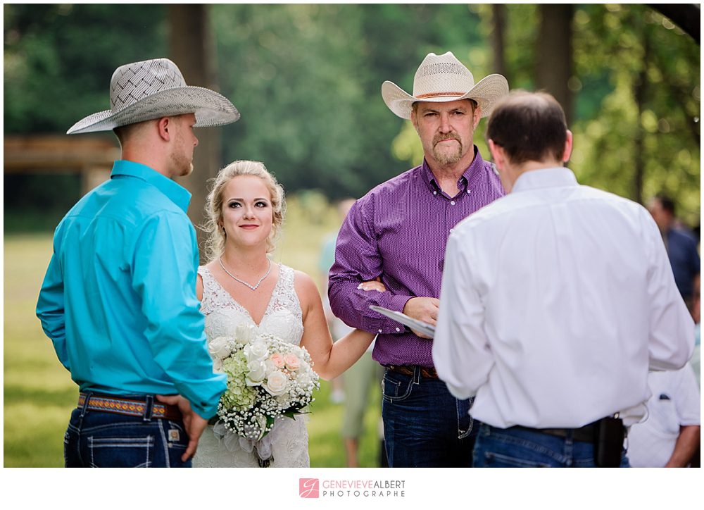 mariage, wedding, sylvan cellars, rome city, indiana, photographer, photographe, cowboy, country, barn wedding, rustic, genevieve albert