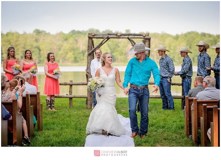 mariage, wedding, sylvan cellars, rome city, indiana, photographer, photographe, cowboy, country, barn wedding, rustic, genevieve albert