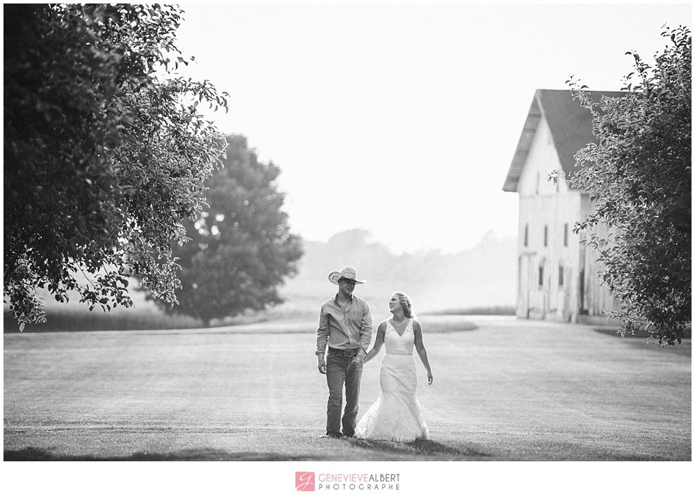 mariage, wedding, sylvan cellars, rome city, indiana, photographer, photographe, cowboy, country, barn wedding, rustic, genevieve albert