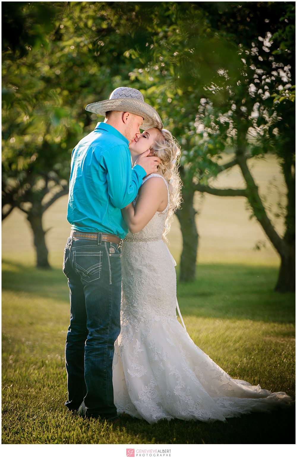 mariage, wedding, sylvan cellars, rome city, indiana, photographer, photographe, cowboy, country, barn wedding, rustic, genevieve albert