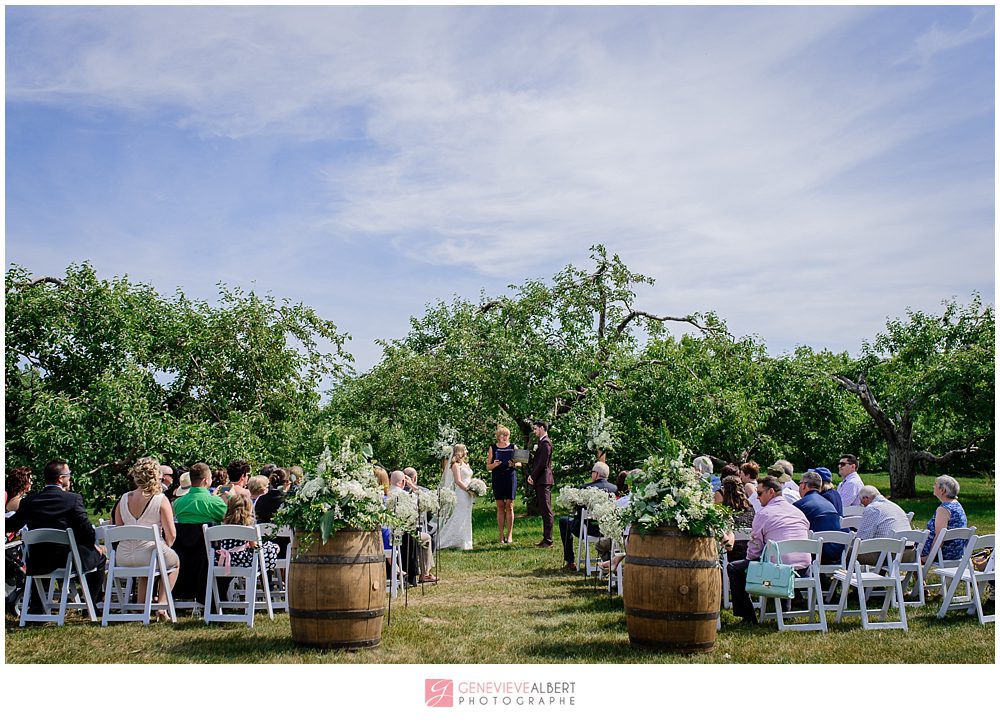 photographe de mariage, wedding photographer, orleans fruit farm, lago ottawa, rustique, rustic, makin'it lovely