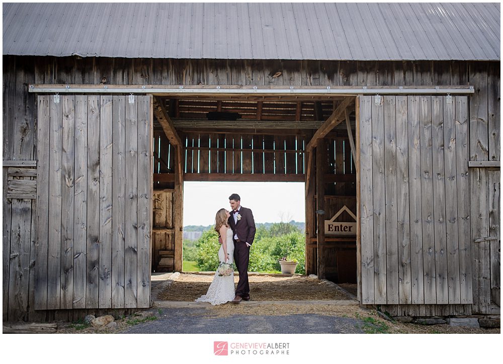 photographe de mariage, wedding photographer, orleans fruit farm, lago ottawa, rustique, rustic, makin'it lovely