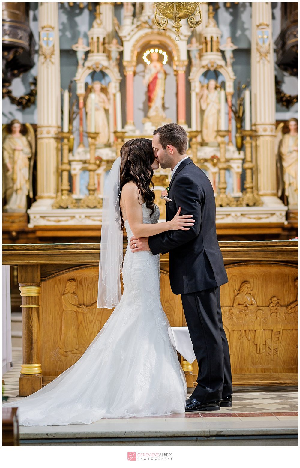 mariage, wedding, rockland, ontario, église de rockland, River Rock Inn, genevieve albert photographe, photographe de mariage, wedding photographer