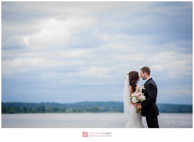 mariage, wedding, rockland, ontario, église de rockland, River Rock Inn, genevieve albert photographe, photographe de mariage, wedding photographer