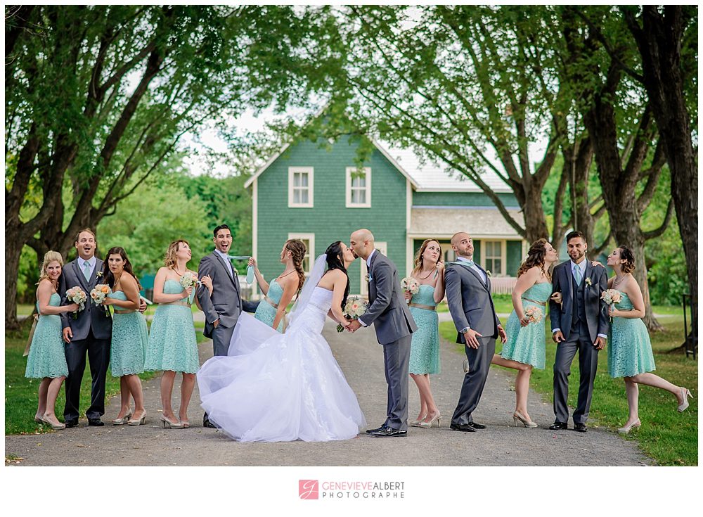 mariage, wedding, photographe de mariage, genevieve albert, rockland, ontario, river rock inn, cumberland heritage museum, mint, blush, vert menthe