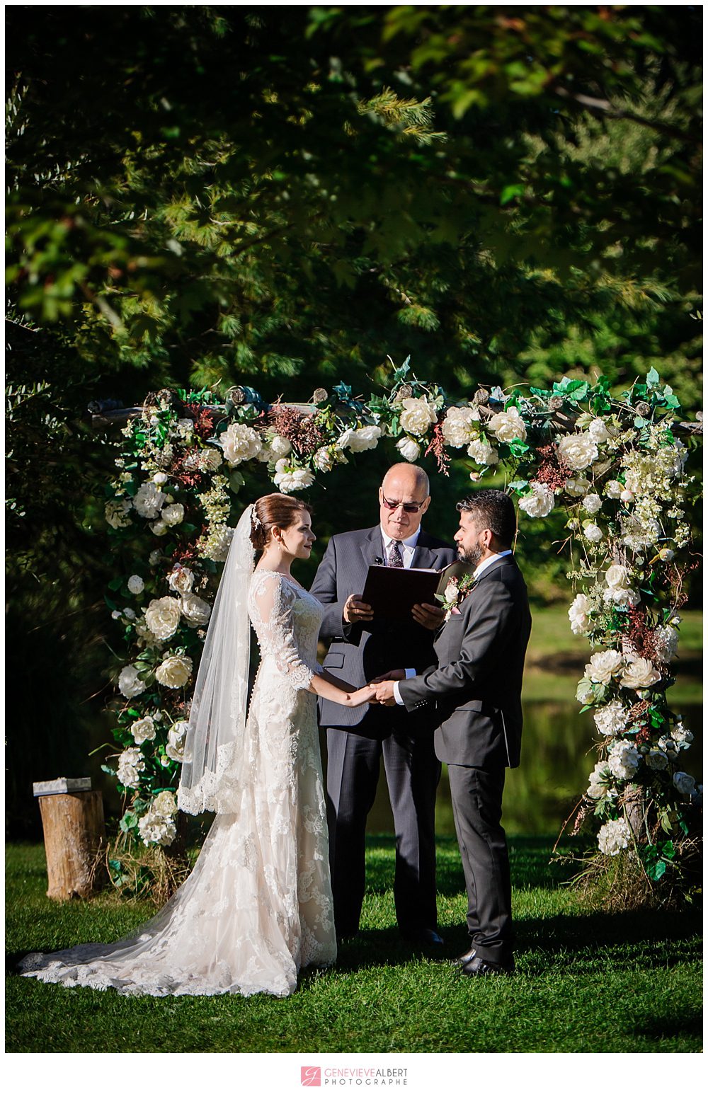 Bean town ranch wedding, mariage bean town ranch, photographer, photographe, genevieve albert photographe, rustic venue, ottawa, ontario, mariage rustique, barn wedding, grange